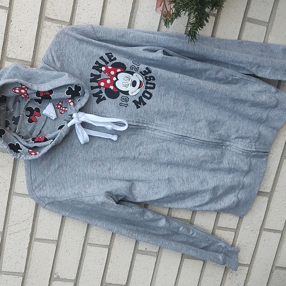 Minnie Mouse 🐭 Jacket - Picture 3 of 9